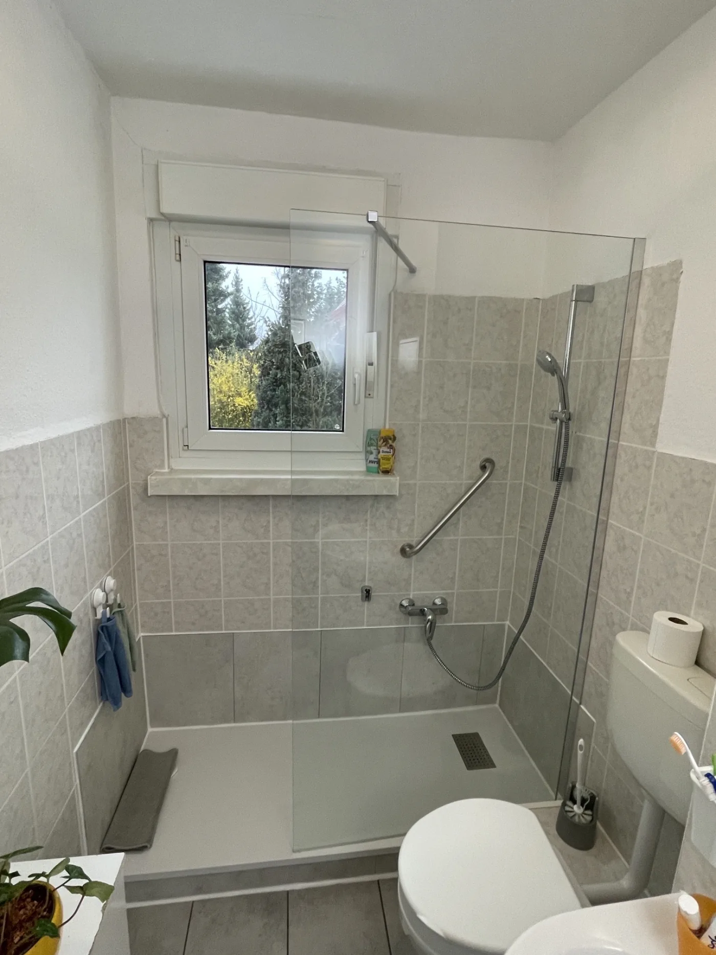Beispiel einer barrierefreien Dusche aus einem Better Life Bad-Projekt